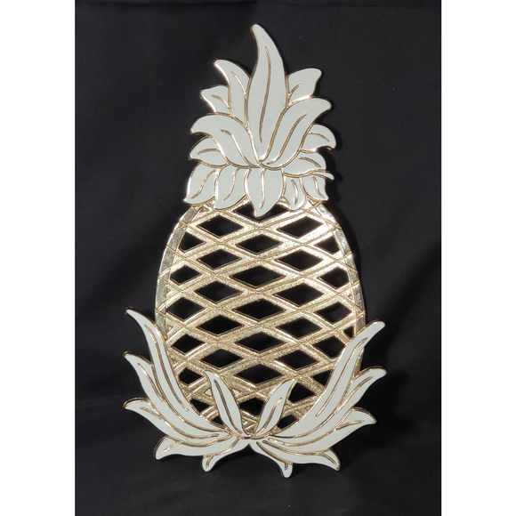 Vtg Japan WM A Rogers Pineapple Trivet Hot Plate Holder Wall Hanger Brass White - Picture 2 of 5